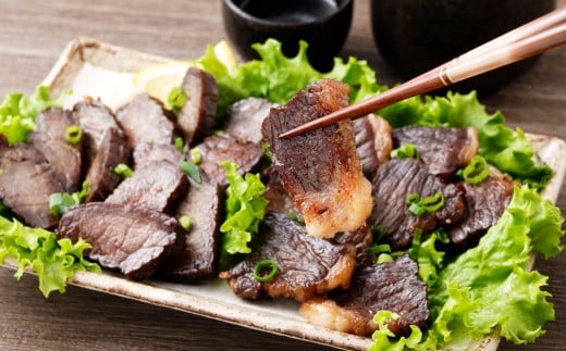 美咲町工場で作ったこだわり干し肉 （ 肩ロース ） 1kg ／ 牛 牛肉 国産牛 肉 にく お肉 干し肉 ロース肉 牛ロース 冷蔵