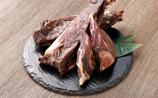 美咲町工場で作ったこだわり干し肉 （ 肩ロース ） 1kg ／ 牛 牛肉 国産牛 肉 にく お肉 干し肉 ロース肉 牛ロース 冷蔵