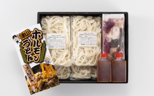 【6ヶ月定期便】ご当地グルメ 津山 ホルモンうどん セット (4人前×6回) 計24食 / 6回定期便 うどん 国産牛肉 国産牛 ホルモン 牛ホルモン 肉 お肉 タレ付き 甘辛 レシピ付き グルメ セット 定期便 岡山県 美咲町 冷凍